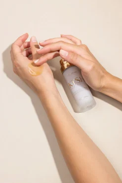 Aufhellendes Serum für den Intimbereich