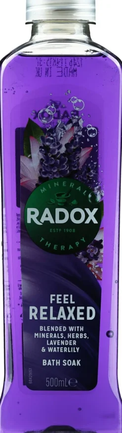 Badeschaum mit Lavendel- und Seerosenextrakt