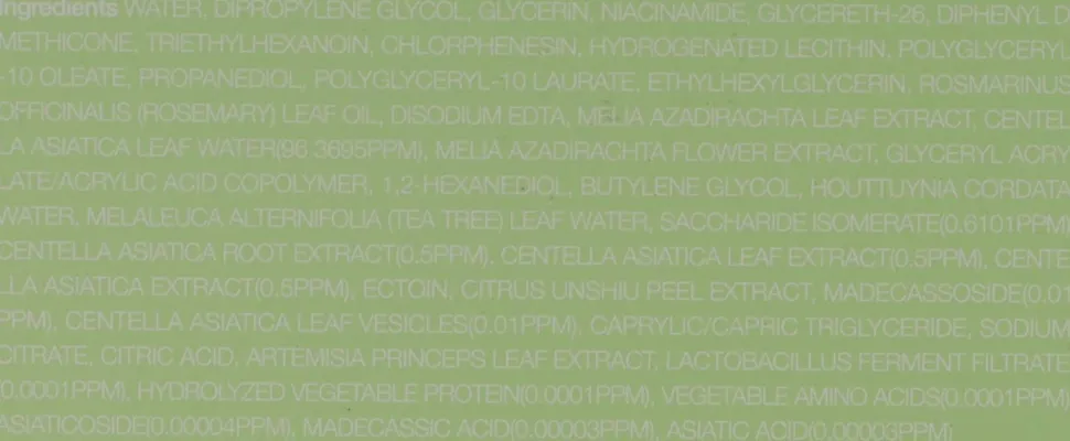 Entzündungshemmende Gesichtspads mit Centella