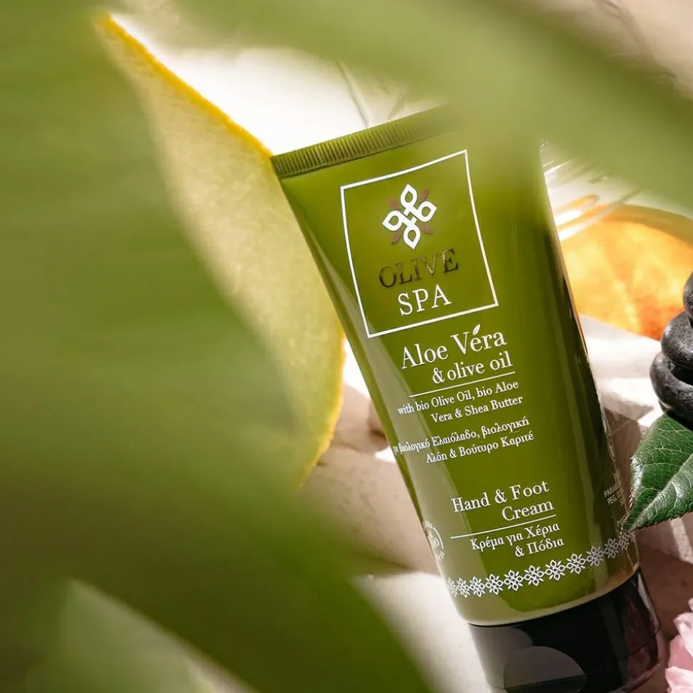 Feuchtigkeitsspendende Hand- und Fußcreme