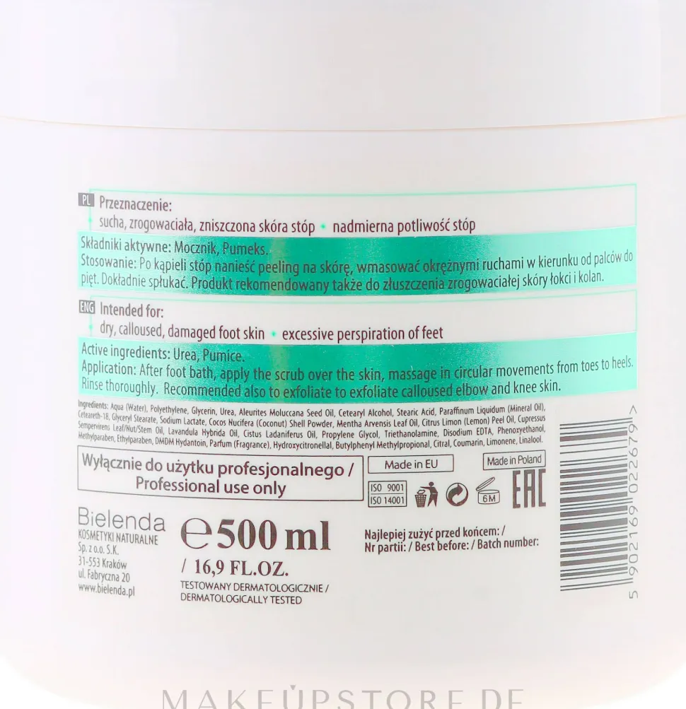 Glättendes Fußpeeling mit Urea und Bimsstein