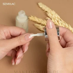 Nagelpflege mit Vitamin E und Kalzium