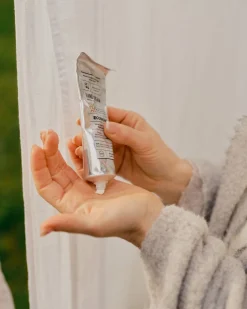 Nährende Handcreme auf Ölbasis