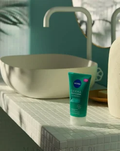 Peeling für Gesicht und Körper