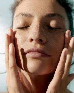 Peeling für Gesicht und Körper
