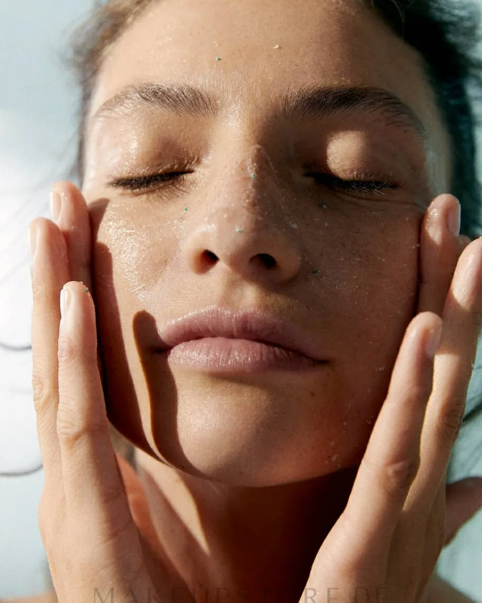 Peeling für Gesicht und Körper