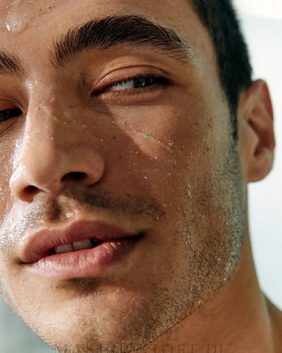 Peeling für Gesicht und Körper