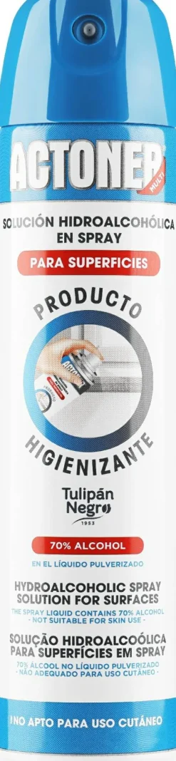 Reinigungslösung aus Wasser und Alkohol für Oberflächen