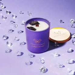 Sojakerze mit Amethyst und Lavendel