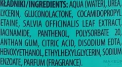 Weichmachendes Fußschaum-Serum