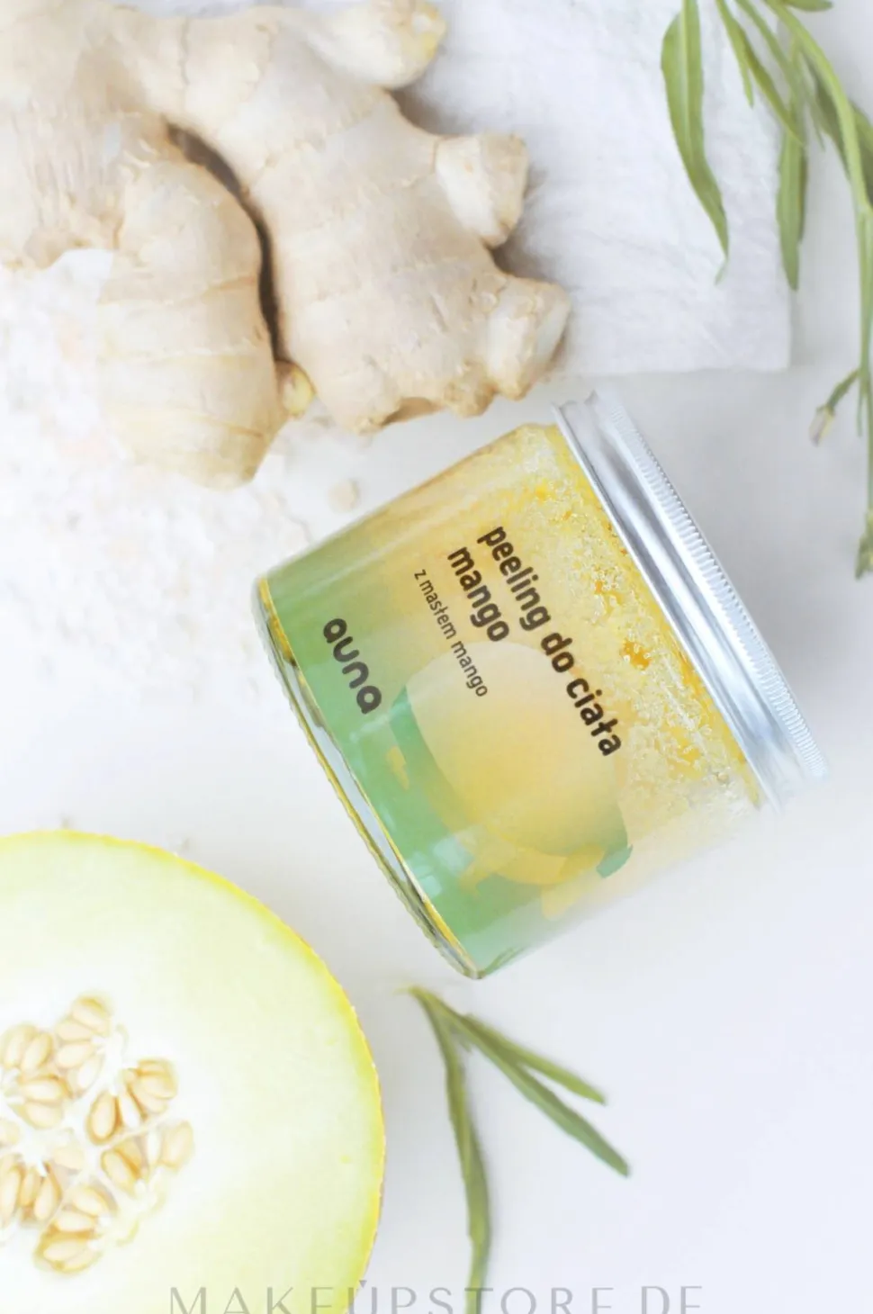 Weichmachendes Körperpeeling mit Mango