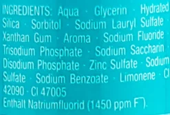 Zahncreme mit Spender 'Frischer Atem'